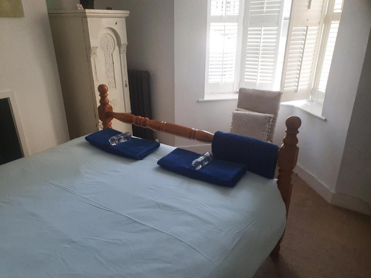 Number One Hotel Brighton Bagian luar foto