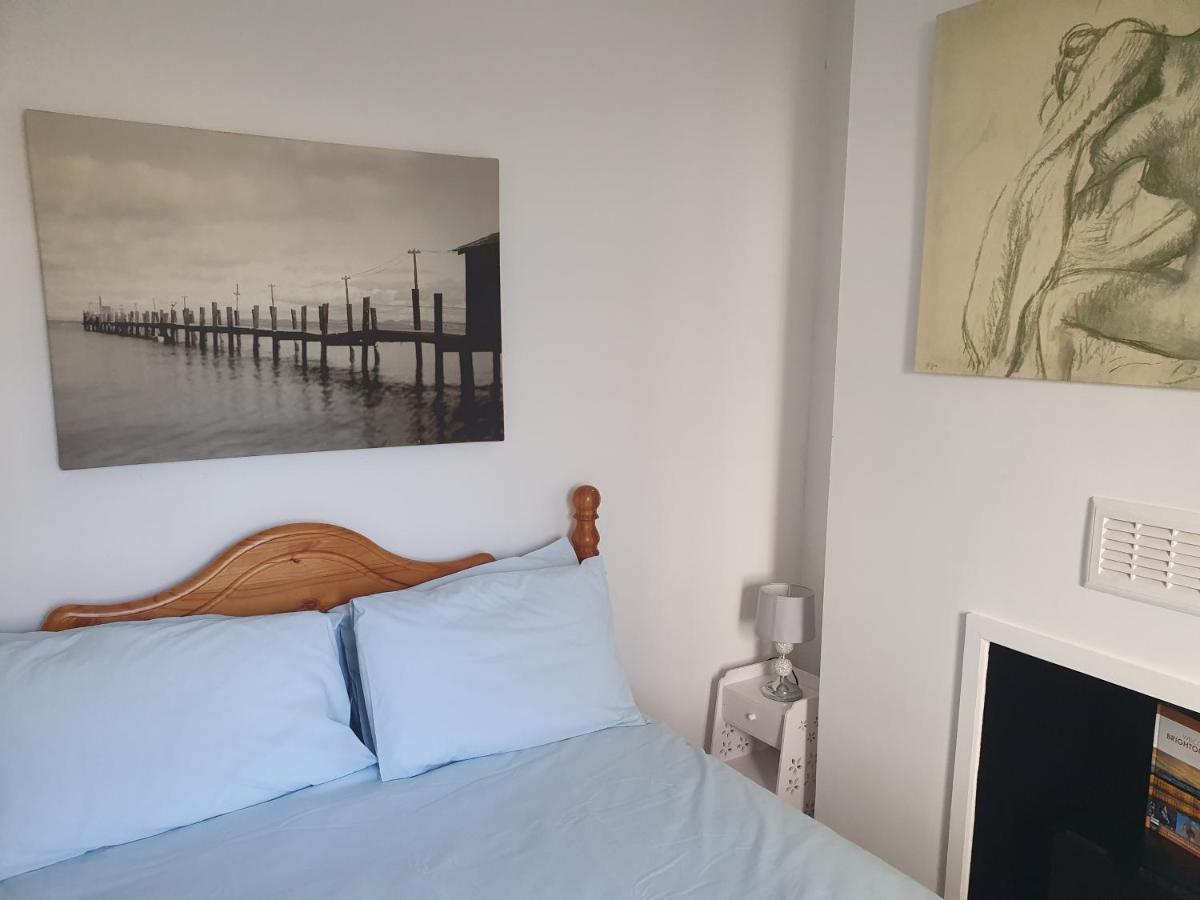 Number One Hotel Brighton Bagian luar foto